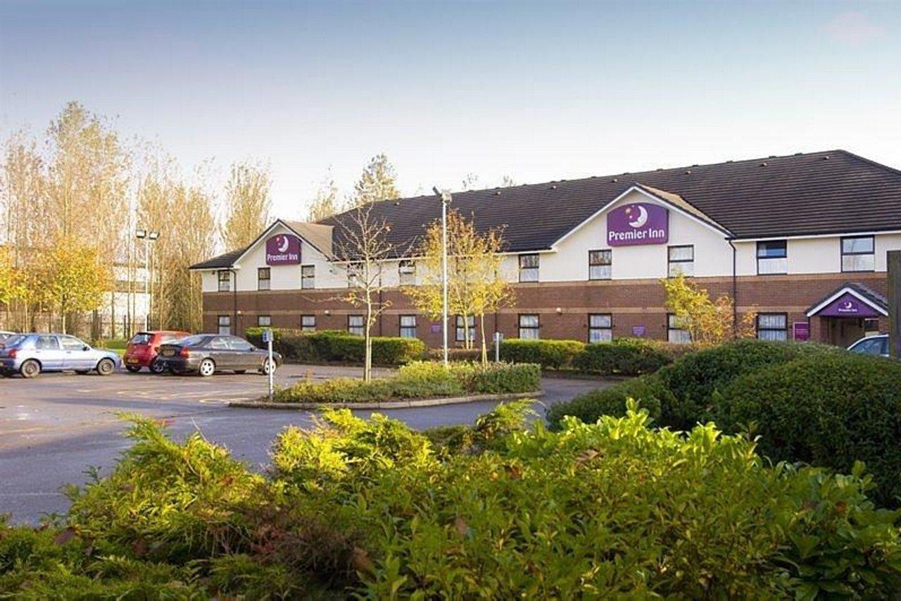 Premier Inn Liverpool Tarbock Extérieur photo