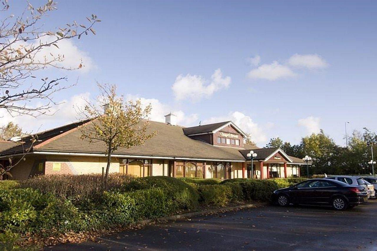 Premier Inn Liverpool Tarbock Extérieur photo