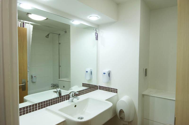 Premier Inn Liverpool Tarbock Extérieur photo